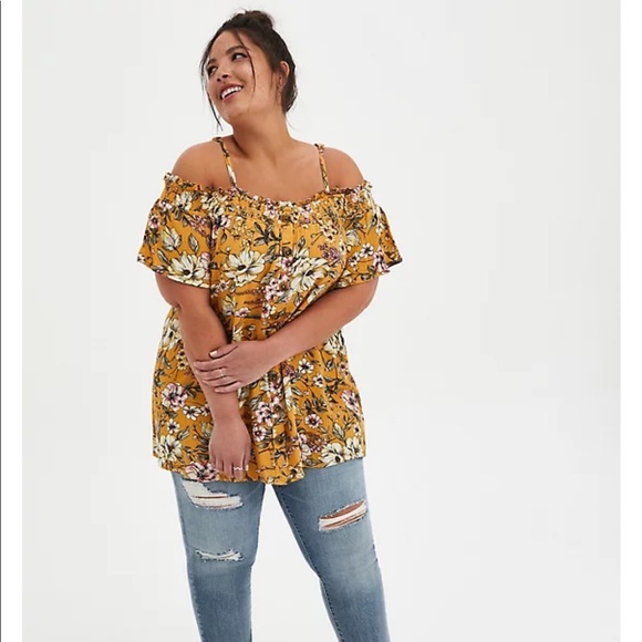 NWT Torrid 3x Yellow Floral Cold Shoulder Blouse!! - Picture 2 of 6